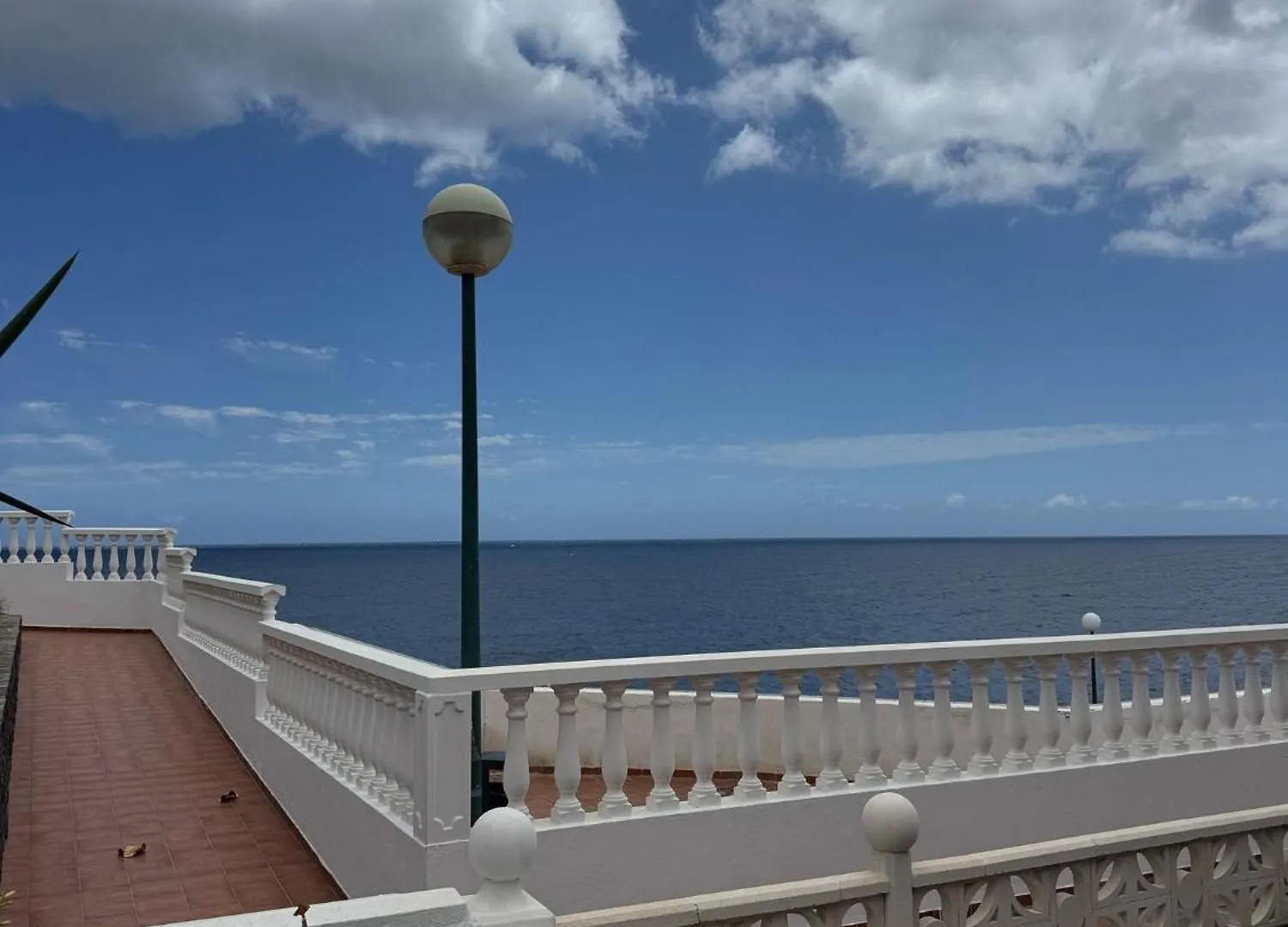 Amazing Apartment Atlantic View With Private Garden Oceanfront Arona  Spanje